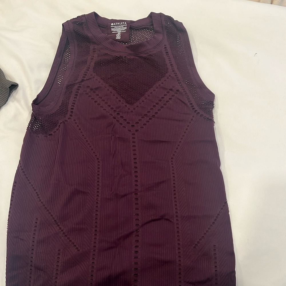 Athleta maroon workout tank, size XS, barely worn